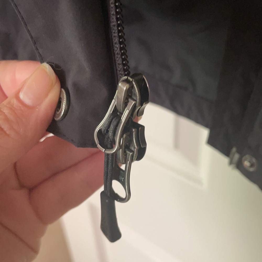 Women’s Small NorthFace Shell Jacket - Picture 9 of 9